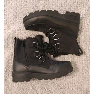 Torrid Ankle Faux Fur Lining 7.5ww Black Lace-up Boots
